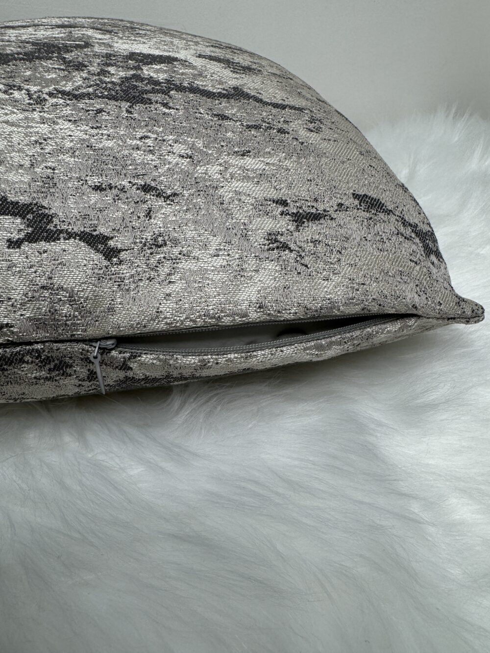 BIRNAM FLINT LUXURY CUSHION COVER - Image 5